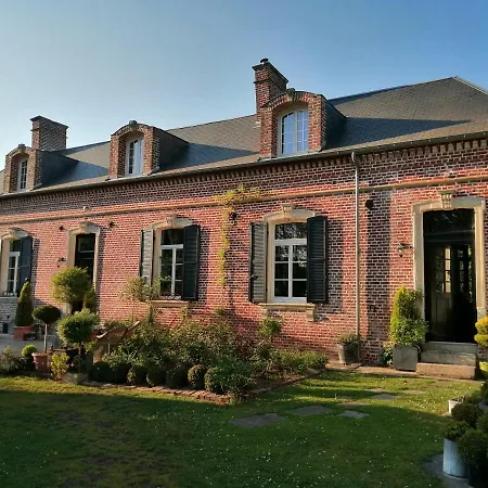 Laclos Des Champs Bed & Breakfast *