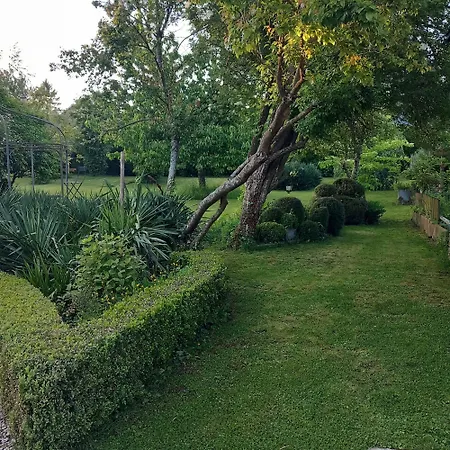 Bed & Breakfast Laclos Des Champs