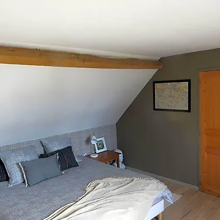 Laclos Des Champs Bed and Breakfast 3*
